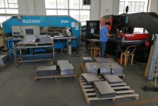 工厂钣金生产设备“，