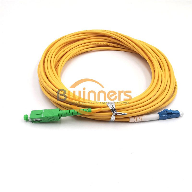Cable de conexión de fibra